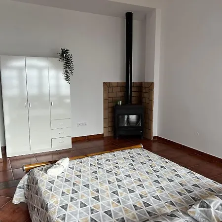 Casa Vega 丰希罗拉